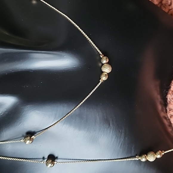 Gold layering necklace - Picture 2 of 3